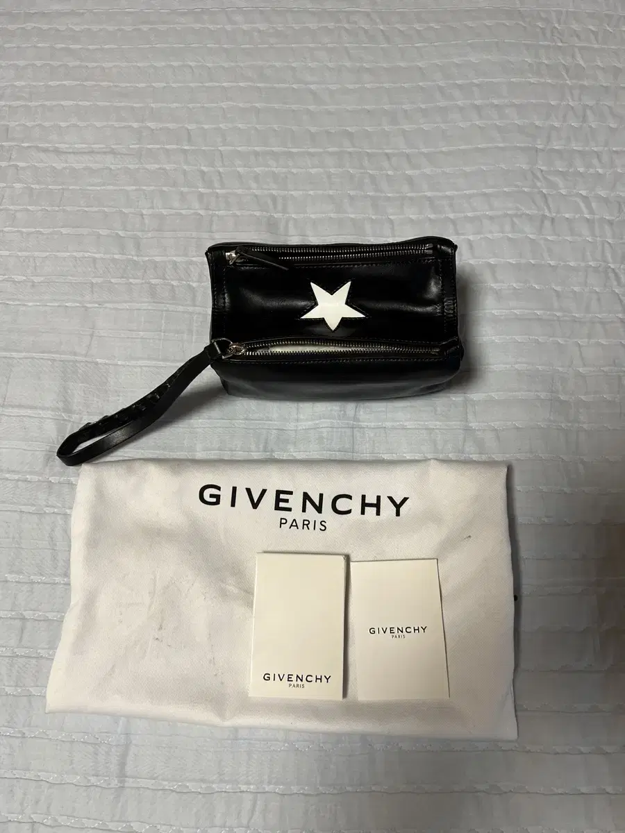 Givenchy 지방시 미니 판도라백